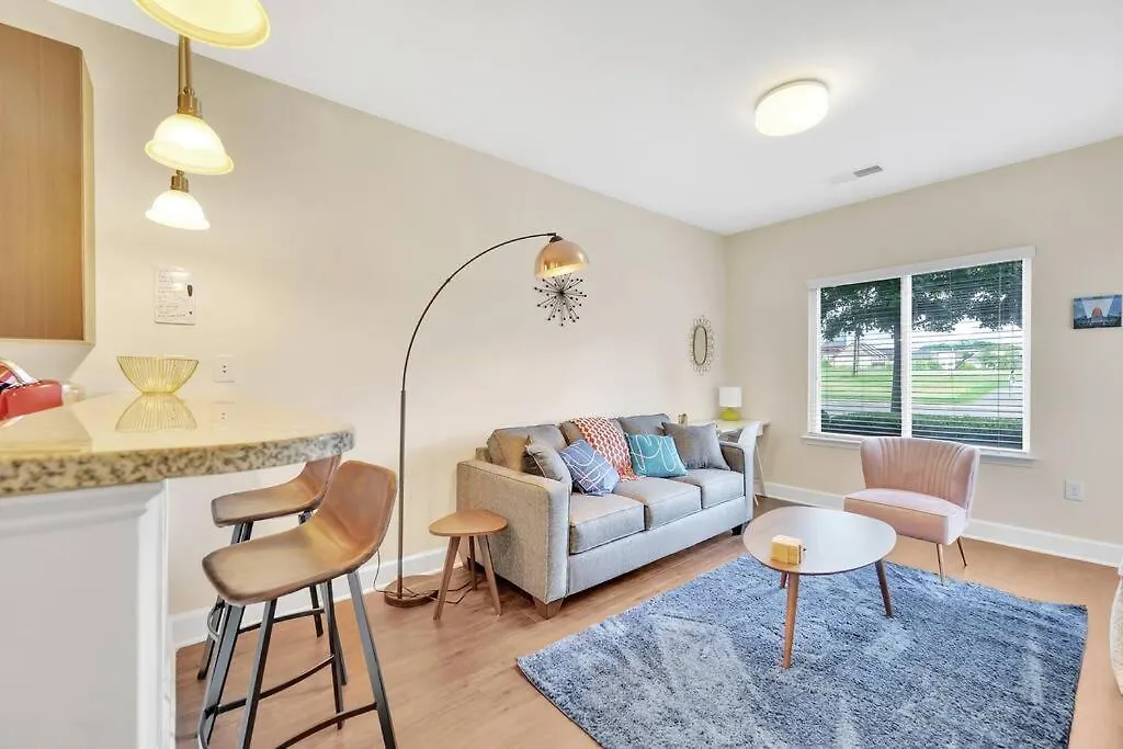 Convenient - King Bed Apartment - Heart Of Plaza Charlotte