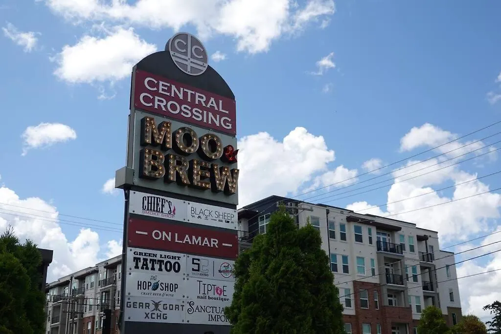 Convenient - King Bed Apartment - Heart Of Plaza Charlotte