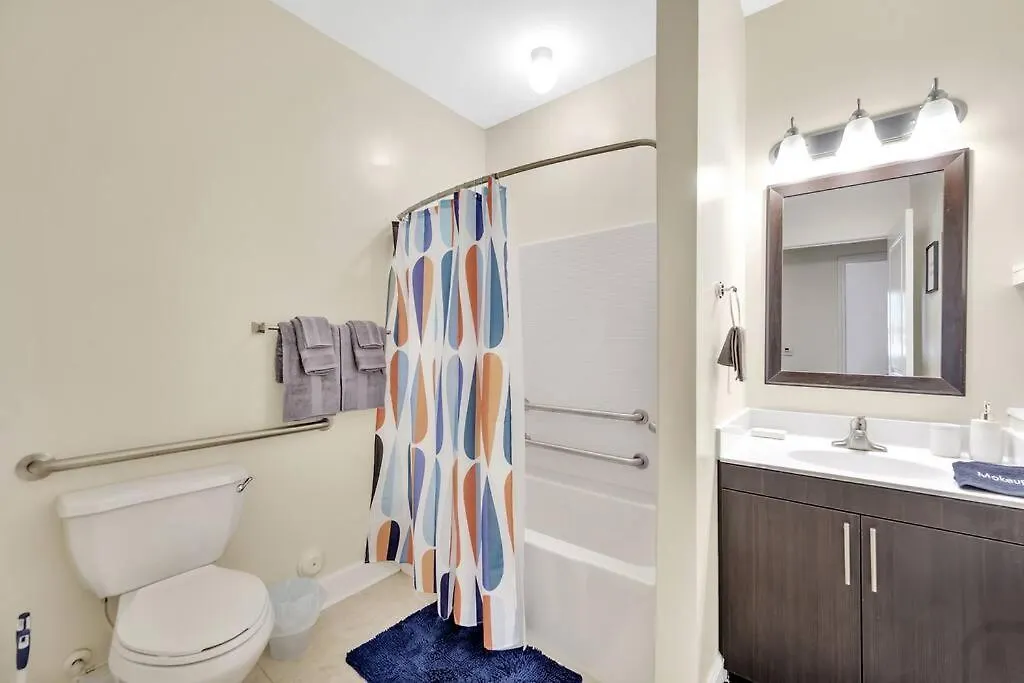 Convenient - King Bed Apartment - Heart Of Plaza Charlotte