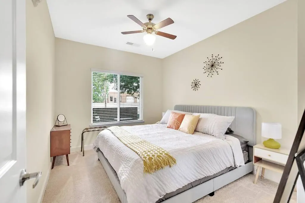 Convenient - King Bed Apartment - Heart Of Plaza Charlotte United States
